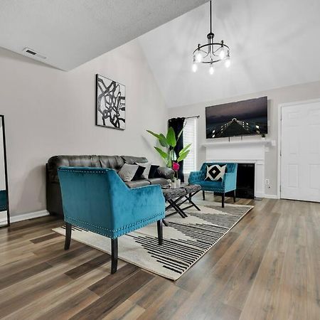 Plush Two Bedroom Retreat. A Home Away From Home! ريفرديل المظهر الخارجي الصورة
