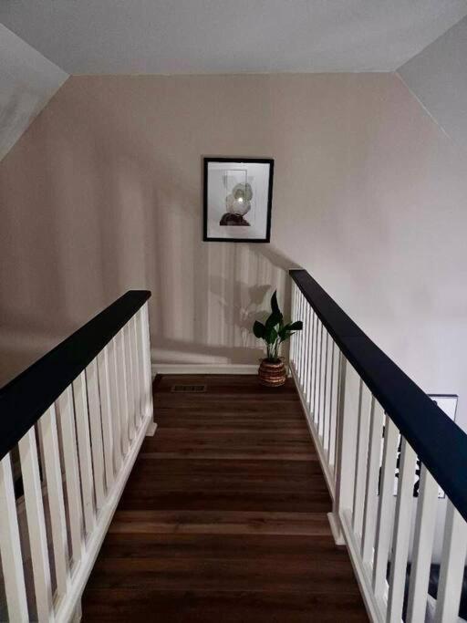 Plush Two Bedroom Retreat. A Home Away From Home! ريفرديل المظهر الخارجي الصورة
